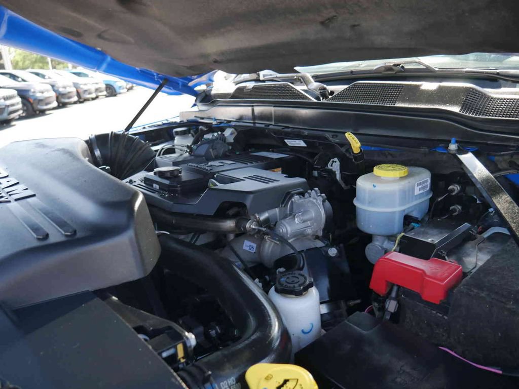 Used 2022 RAM 3500 Big Horn w/ Level C Equiment Group AWD/4WD image 19