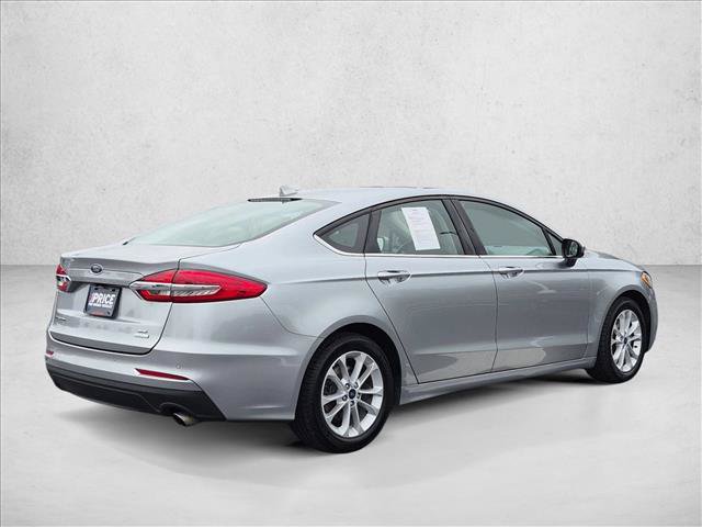 Used 2020 Ford Fusion SE FWD image 5