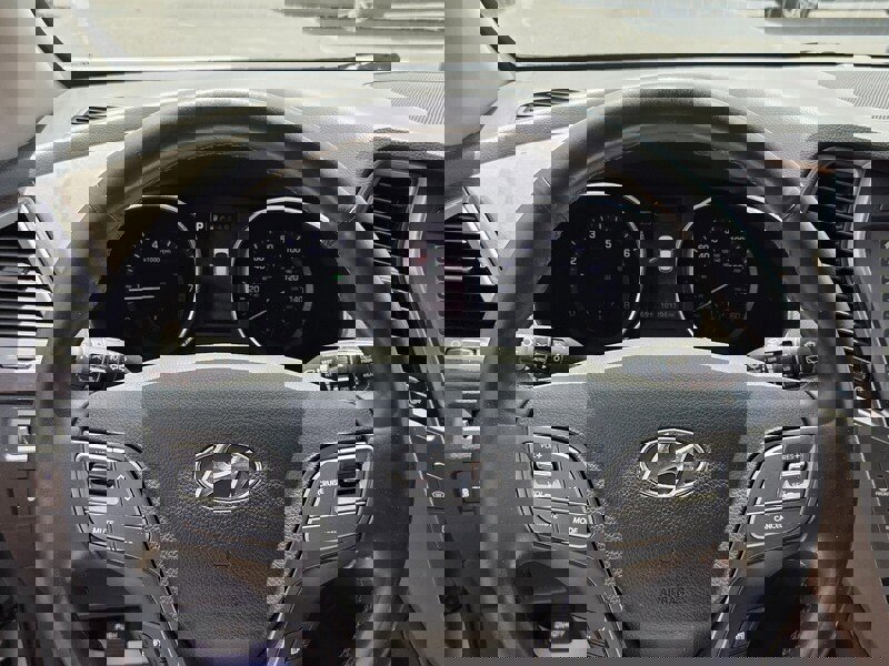 Used 2017 Hyundai Santa Fe Sport w/ 2.4L Tech Package 04 image 28