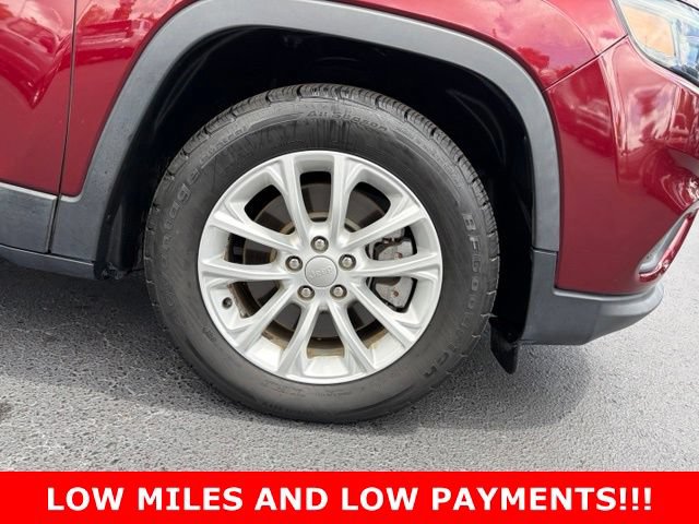 Used 2020 Jeep Cherokee Latitude FWD image 8
