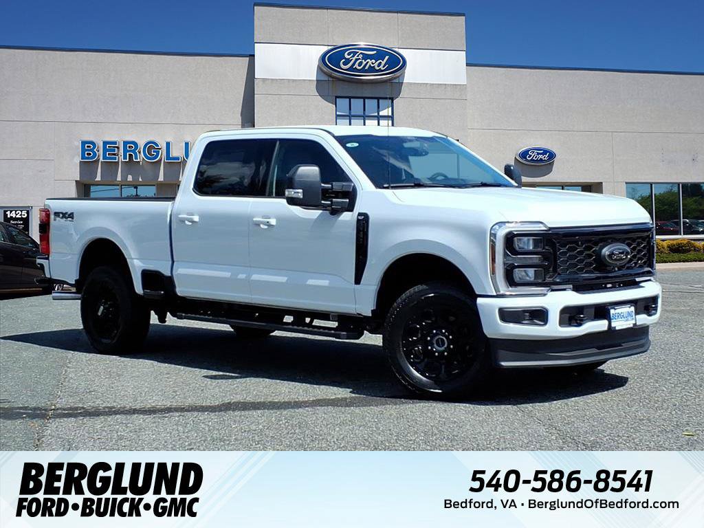 New 2026 Ford F250 XLT w/ XLT Premium Package AWD/4WD image 1