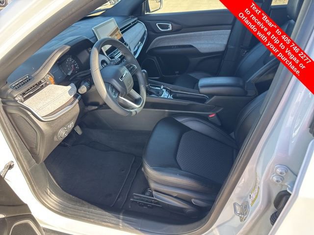 Used 2024 Jeep Compass Latitude image 15
