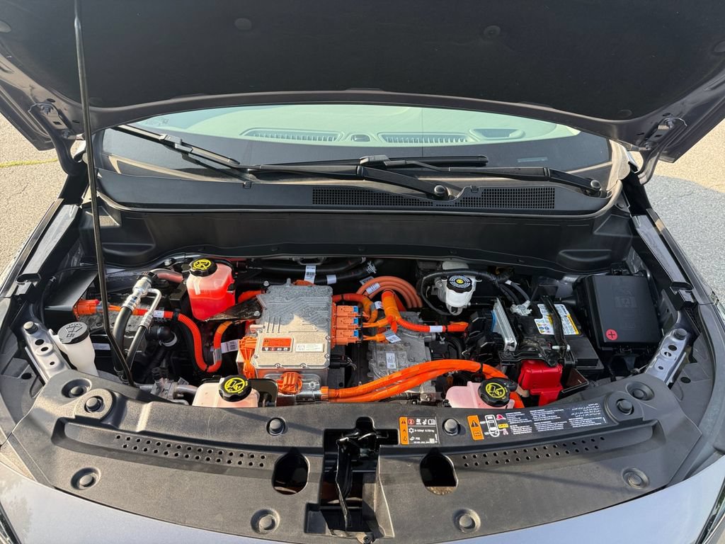 Used 2023 Chevrolet Bolt EUV Premier FWD image 22