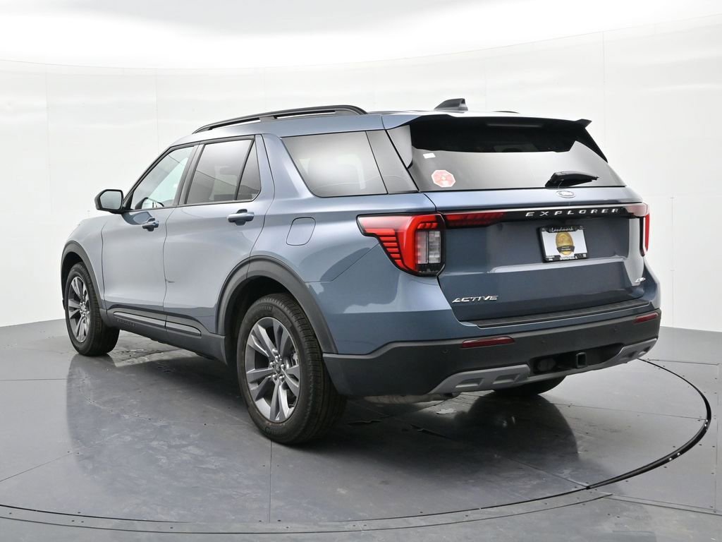 New 2026 Ford Explorer Active w/ Active Comfort Package image 8