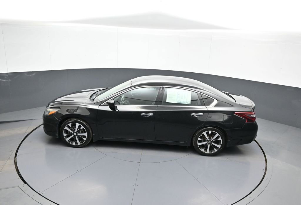 Used 2018 Nissan Altima 2.5 SR FWD image 39