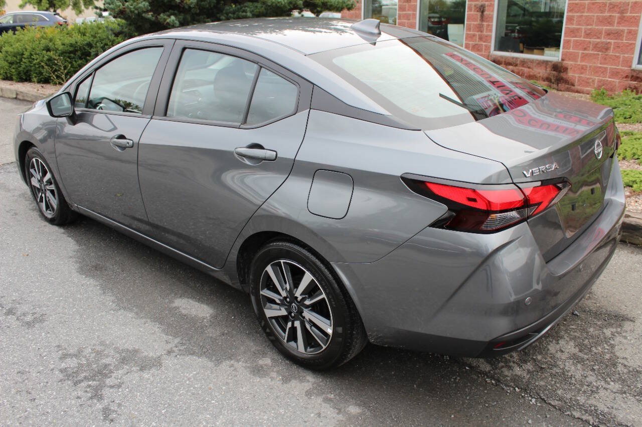 Used 2025 Nissan Versa SV FWD image 7