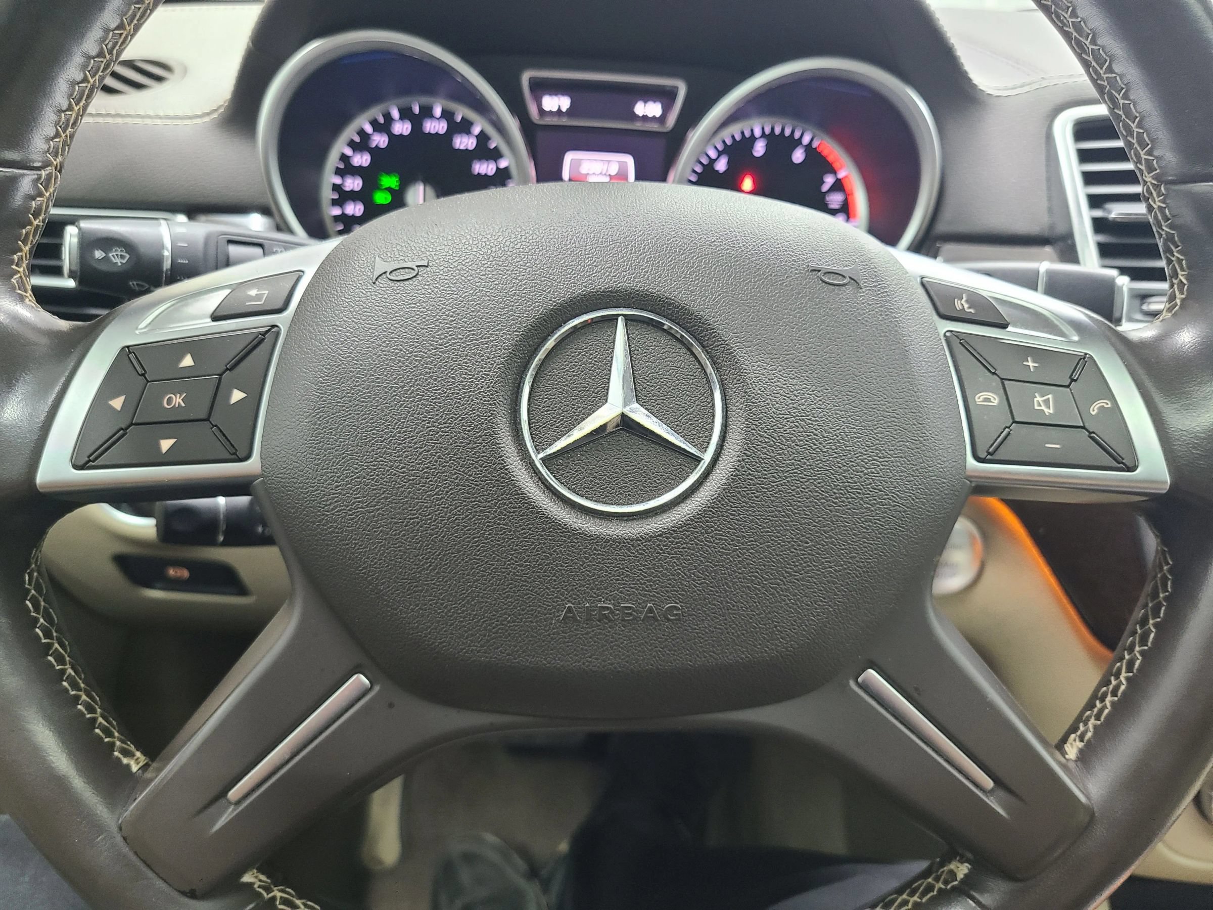 Used 2016 Mercedes-Benz GL 450 4MATIC image 26