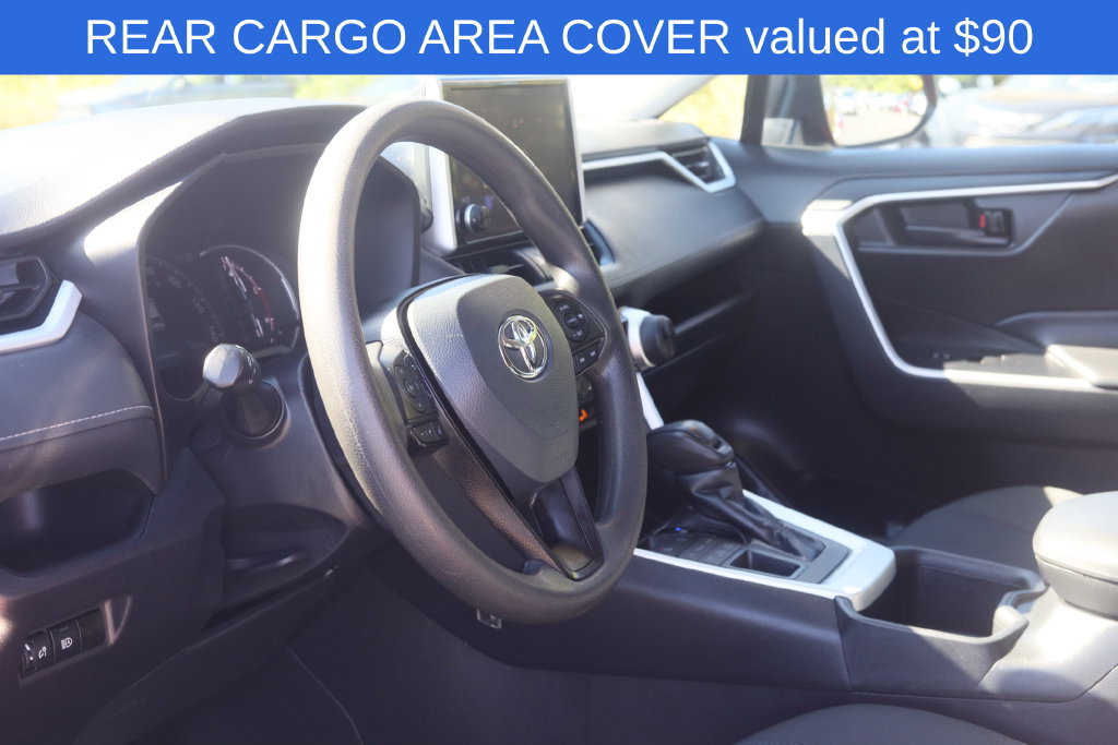 Used 2024 Toyota RAV4 LE AWD/4WD image 9