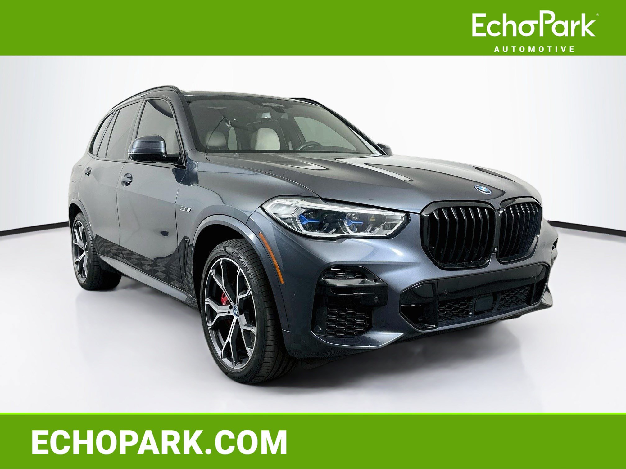 Used 2022 BMW X5 xDrive45e w/ M Sport Package AWD/4WD image 1
