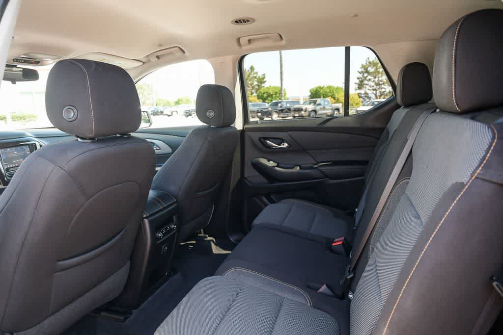 Used 2021 Chevrolet Traverse LS FWD image 18