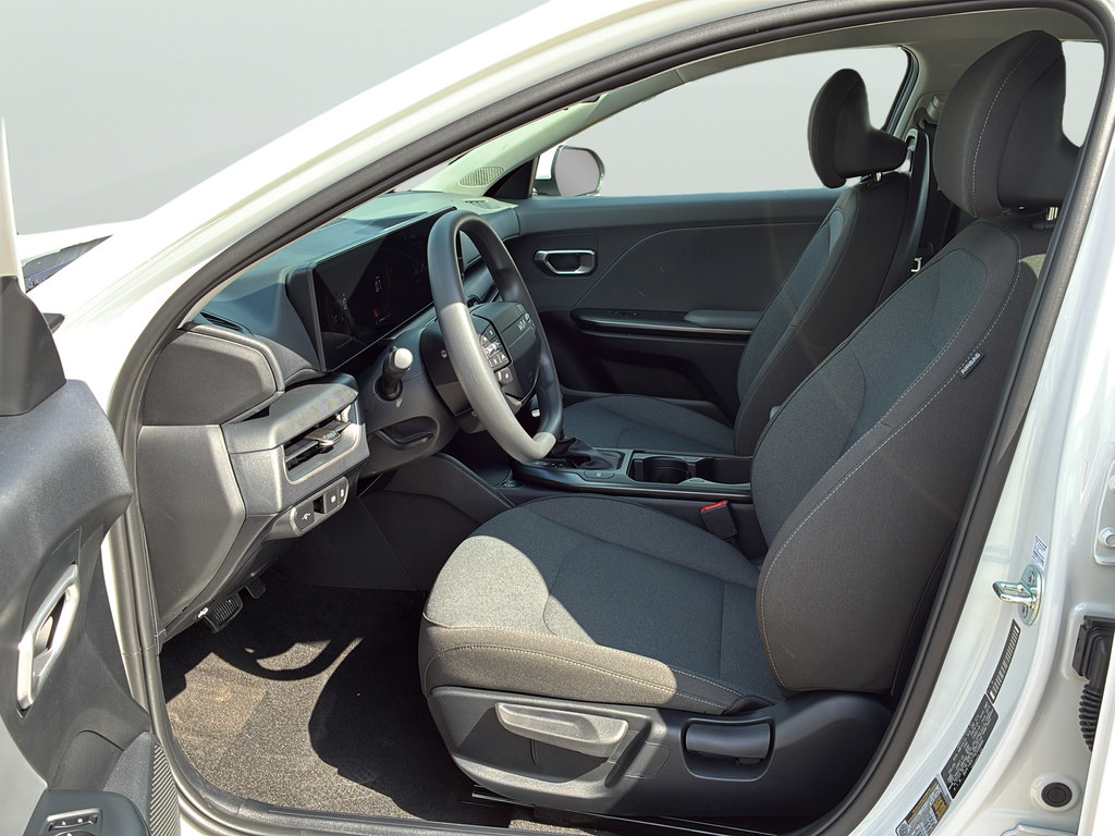 New 2026 Kia K4 FWD image 13