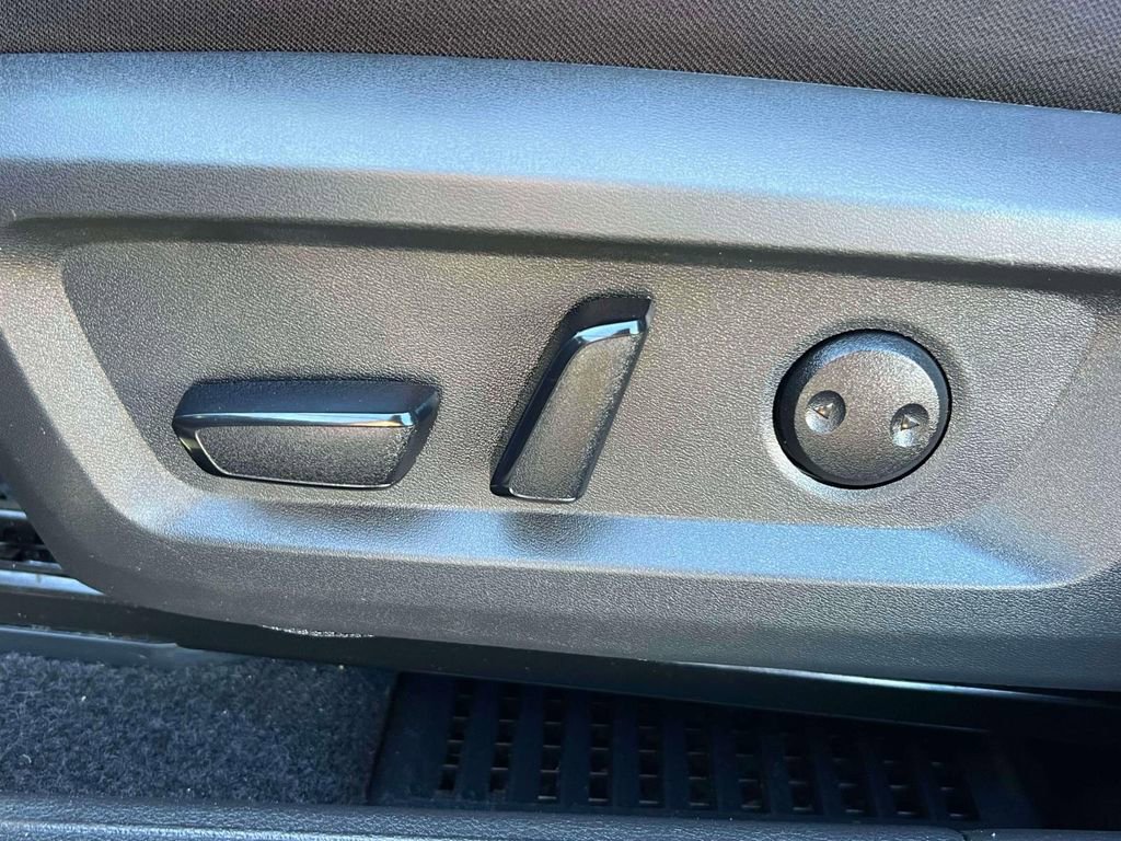 Certified 2024 Nissan Rogue SV image 19