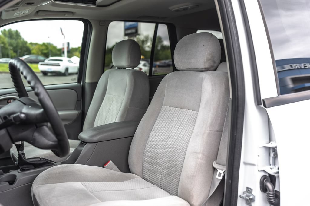 Used 2008 Chevrolet TrailBlazer 4WD image 13