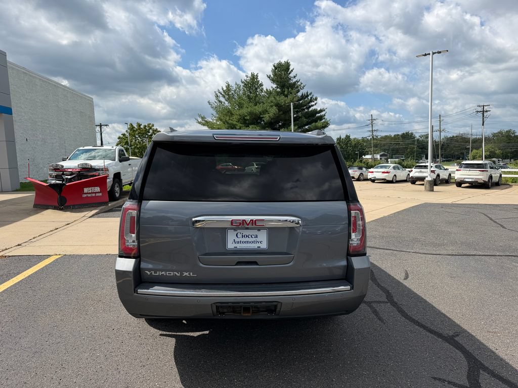 Used 2018 GMC Yukon XL Denali w/ Denali Ultimate Package AWD/4WD image 6