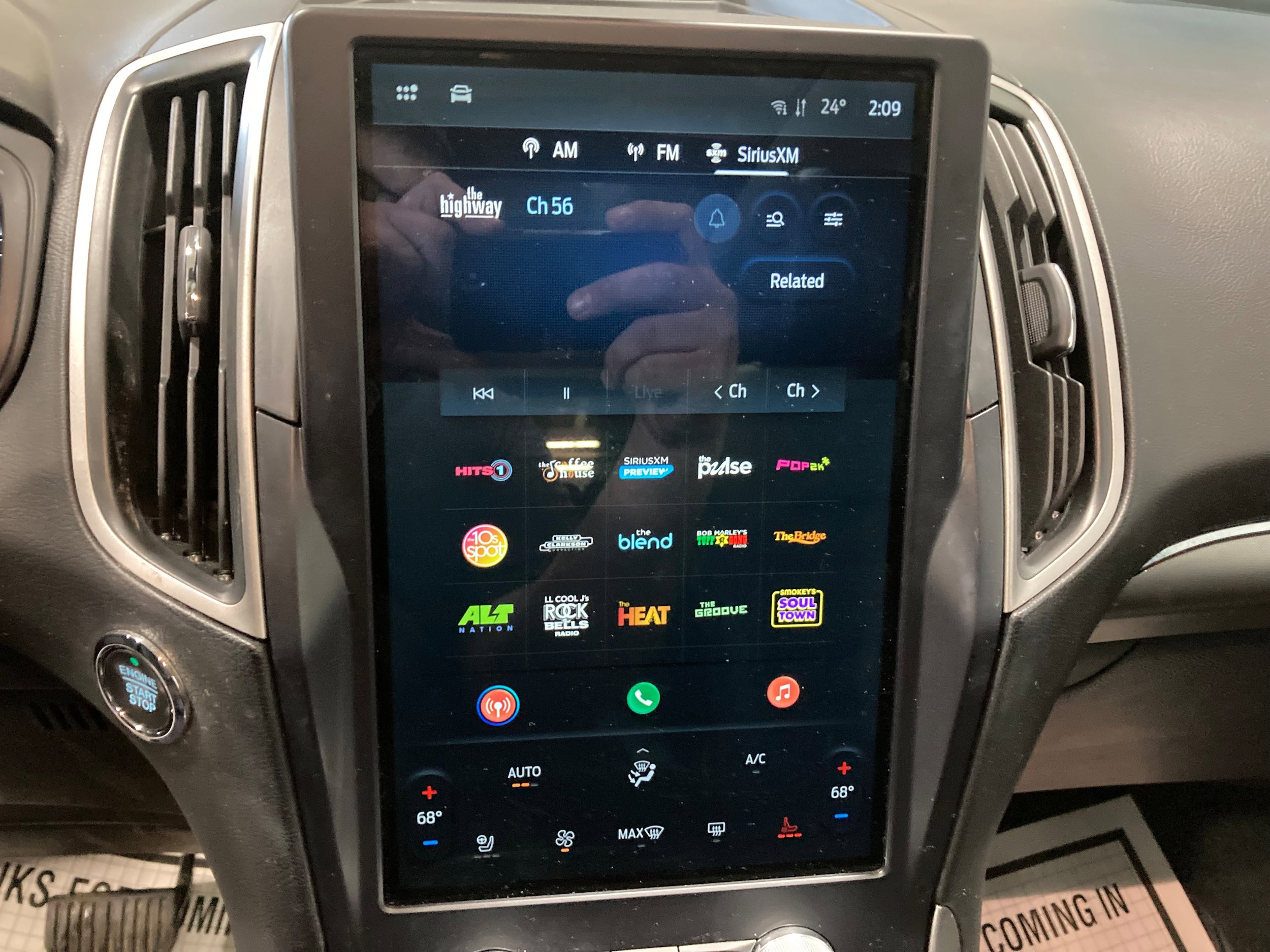 Used 2022 Ford Edge SEL w/ Convenience Package AWD/4WD image 26