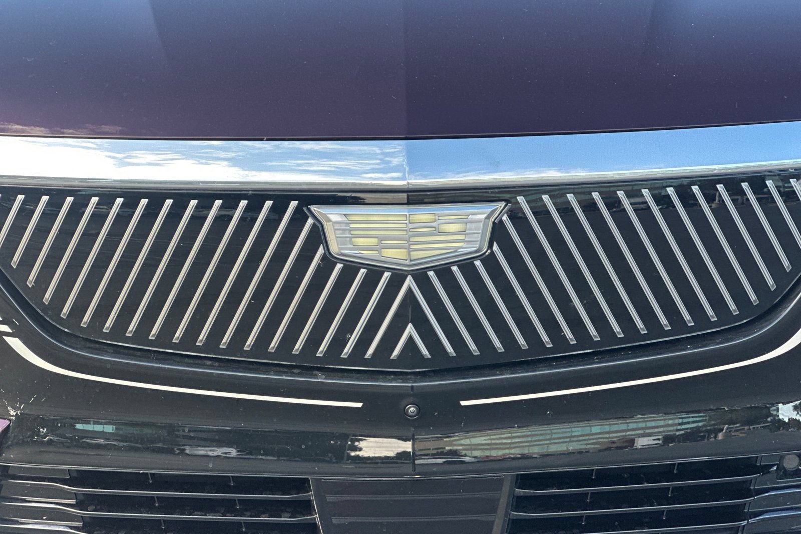 Certified 2026 Cadillac Escalade IQ Luxury 2 w/ LPO, Etrunk Organizer Package AWD/4WD image 47