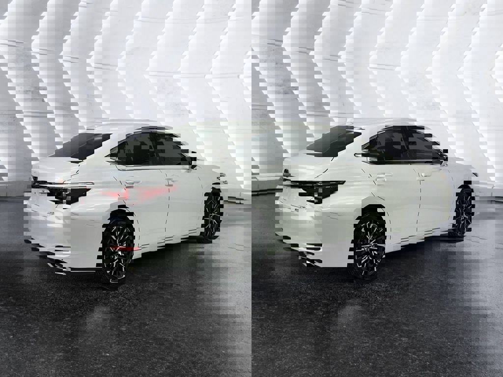 Used 2023 Lexus ES 350 w/ Premium Package image 4