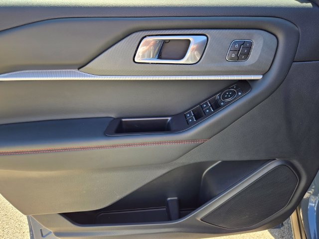 Certified 2025 Ford Explorer ST AWD/4WD image 20