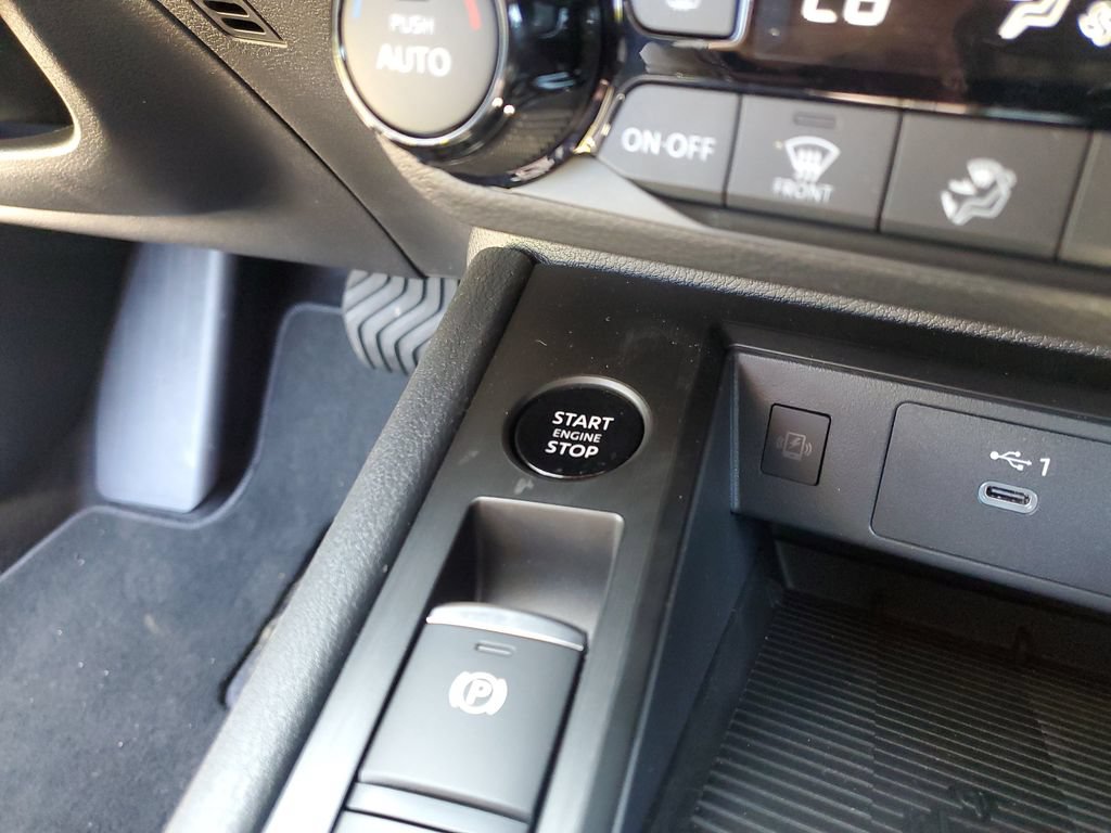 New 2026 Nissan Kicks SV w/ Cold Weather Package AWD/4WD image 34