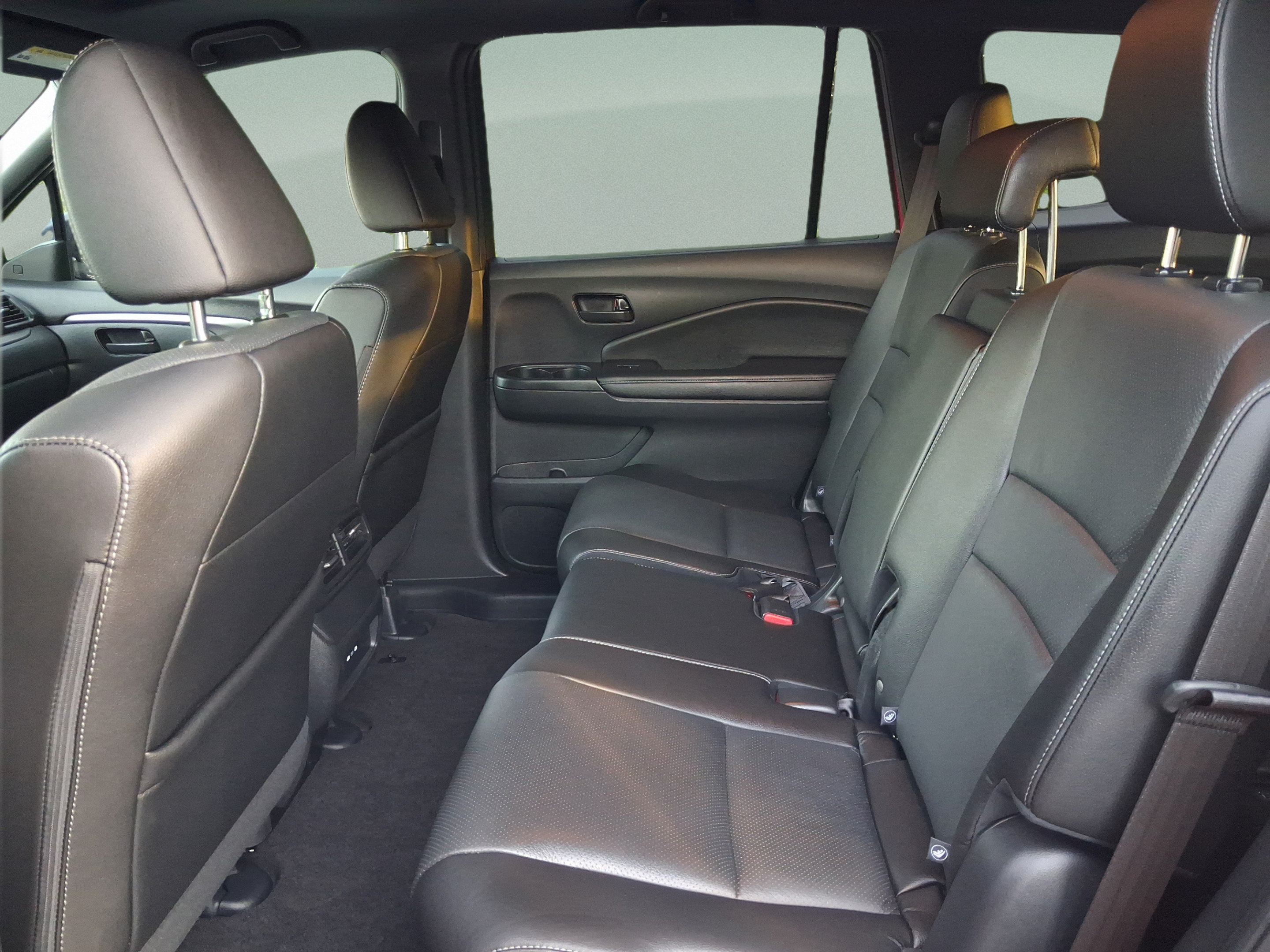 Used 2024 Honda Passport EX-L image 23