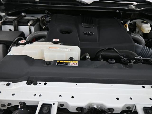 Used 2024 Toyota Tundra SR5 w/ SR5 Convenience Package image 25
