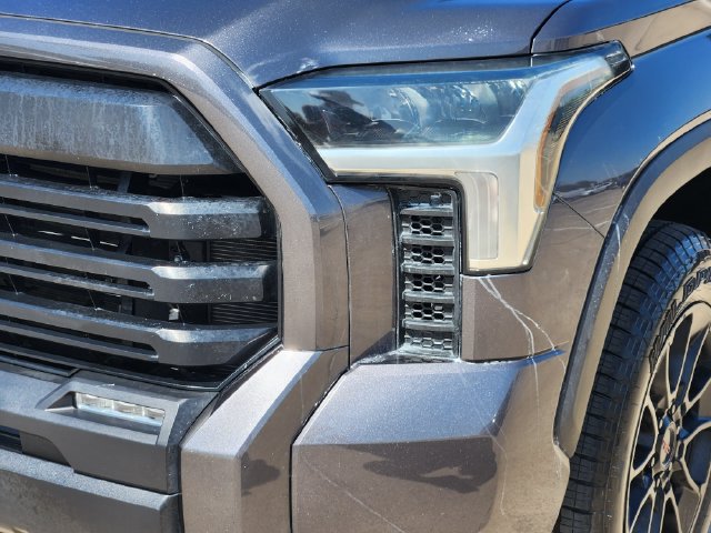 Used 2022 Toyota Tundra SR5 AWD/4WD image 17