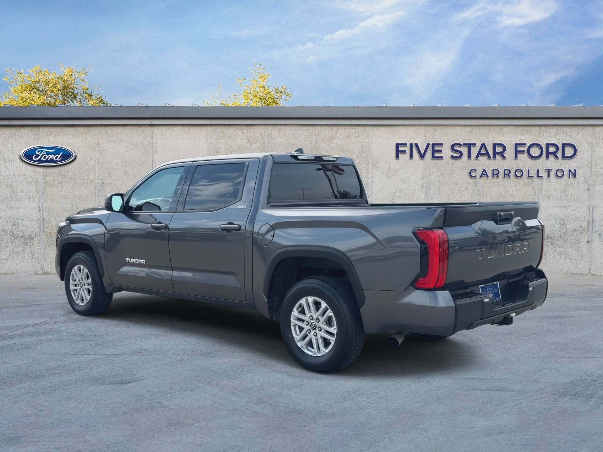 Used 2023 Toyota Tundra SR5 w/ SR5 Premium Package RWD image 6