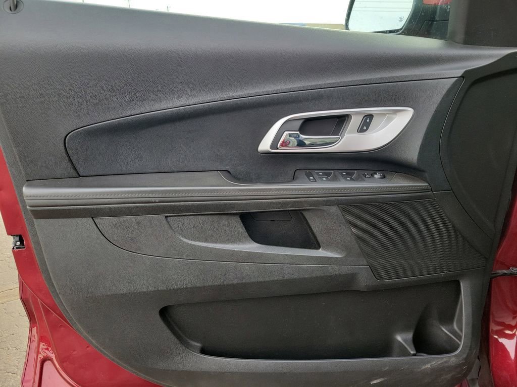 Used 2017 Chevrolet Equinox LT w/ Convenience Package FWD image 16