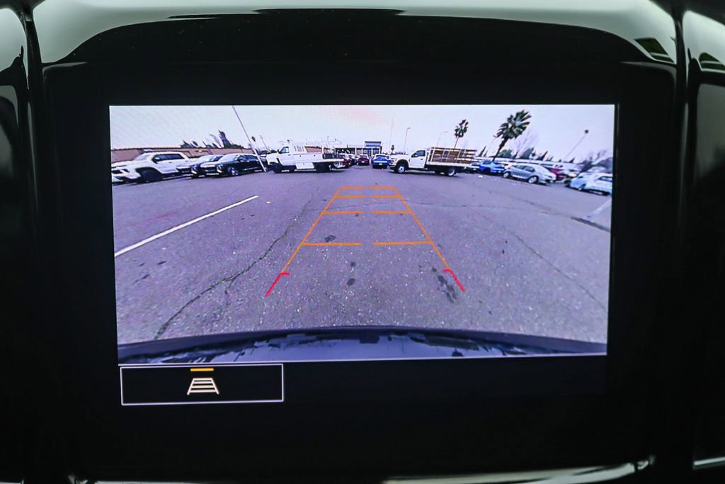 Used 2022 Chevrolet Traverse LT image 55