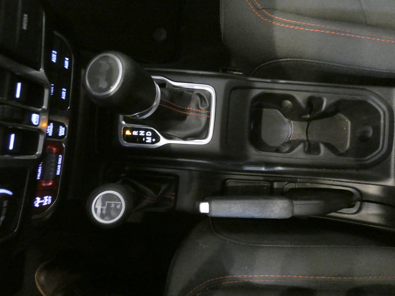 Used 2023 Jeep Wrangler Unlimited Rubicon image 17