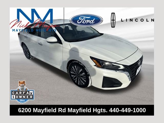 Used 2023 Nissan Altima 2.5 SV image 1