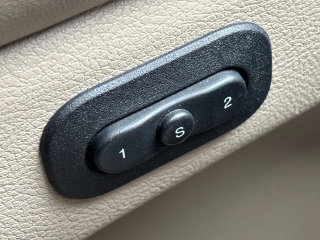 Used 2016 Dodge Durango Limited w/ Premium Group AWD/4WD image 31