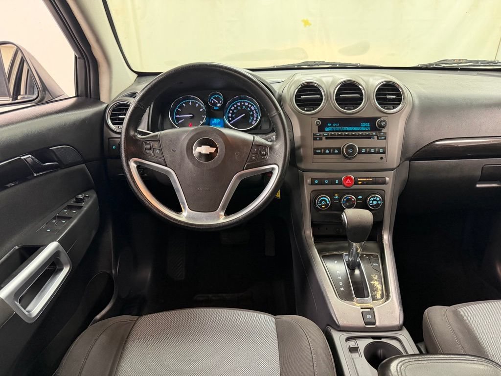 Used 2014 Chevrolet Captiva Sport LT FWD image 27