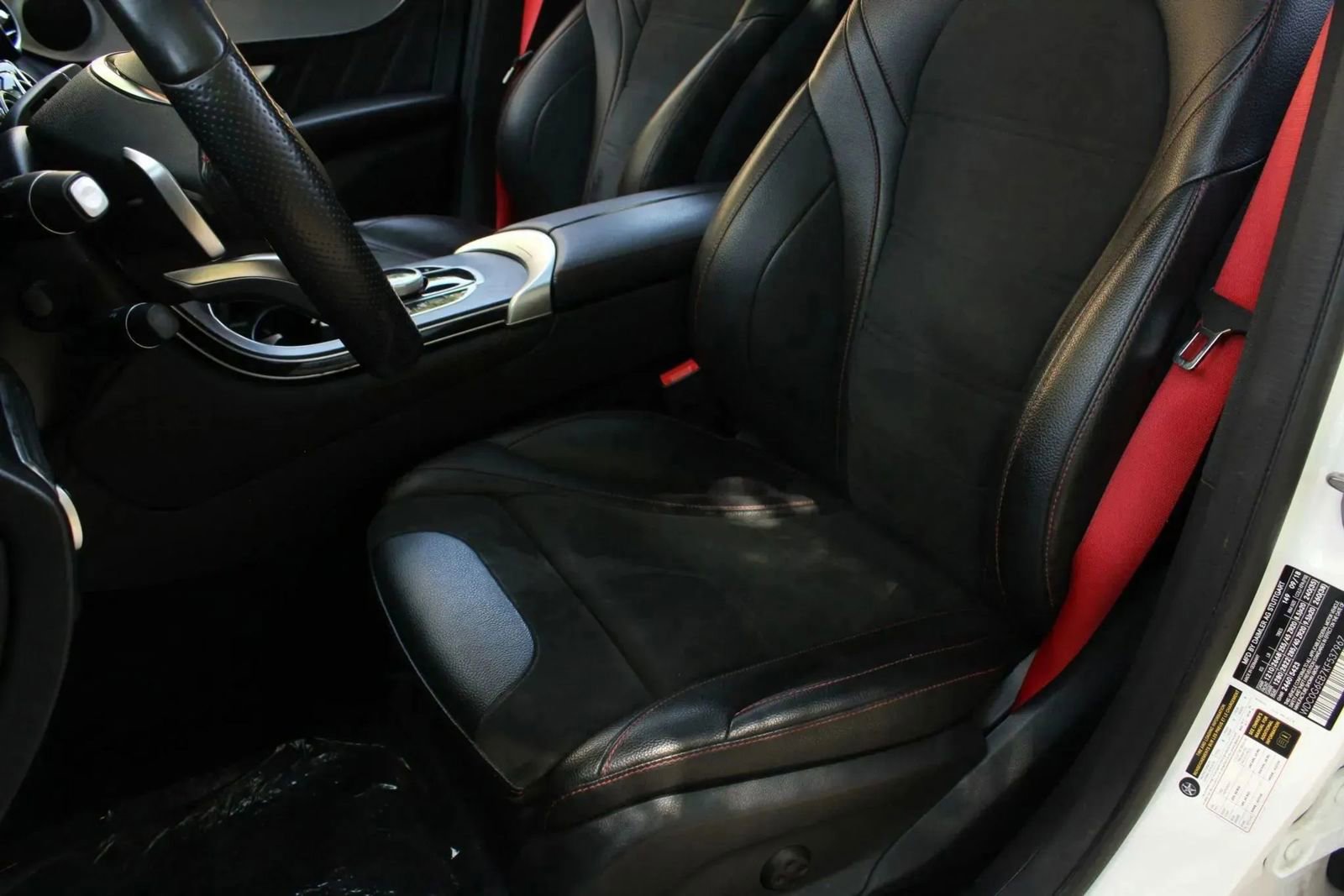 Used 2019 Mercedes-Benz GLC 43 AMG 4MATIC image 40