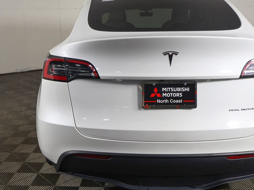 Used 2023 Tesla Model Y Long Range AWD/4WD image 14