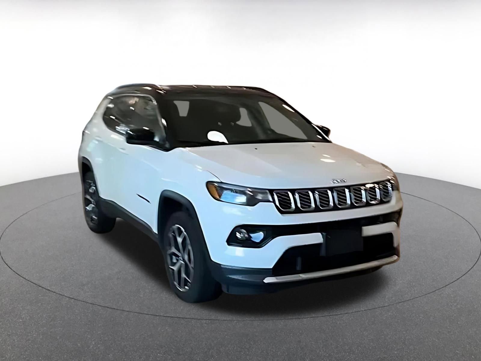 Used 2025 Jeep Compass Limited AWD/4WD image 3