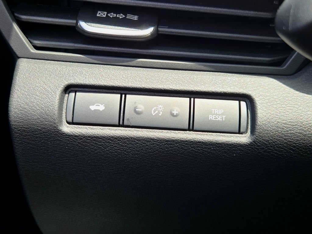 New 2026 Nissan Altima 2.5 SV AWD/4WD image 24