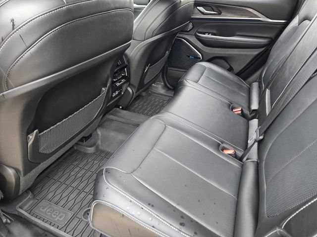 Certified 2022 Jeep Grand Cherokee Overland AWD/4WD image 29