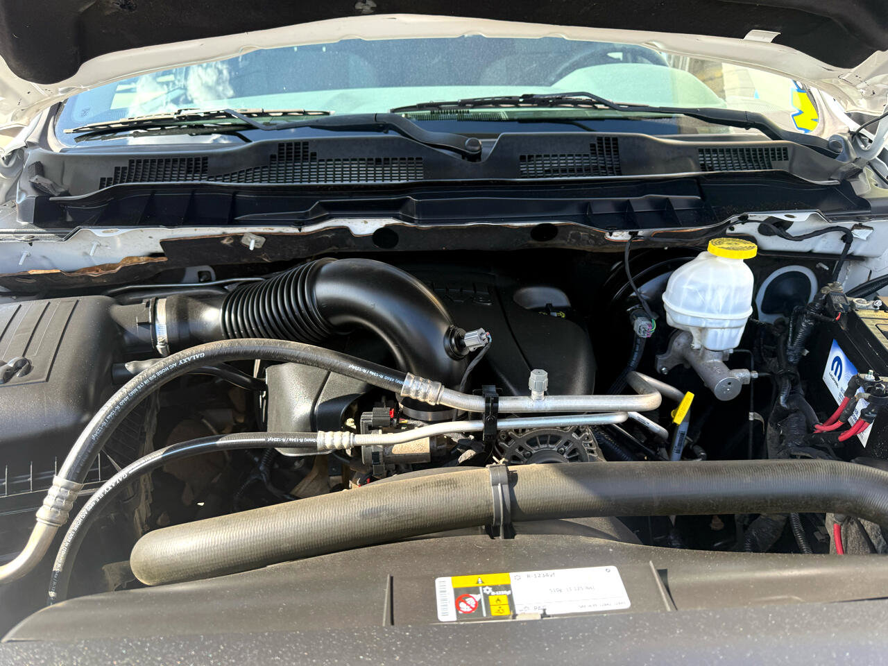 Used 2019 RAM 1500 Classic SLT image 10