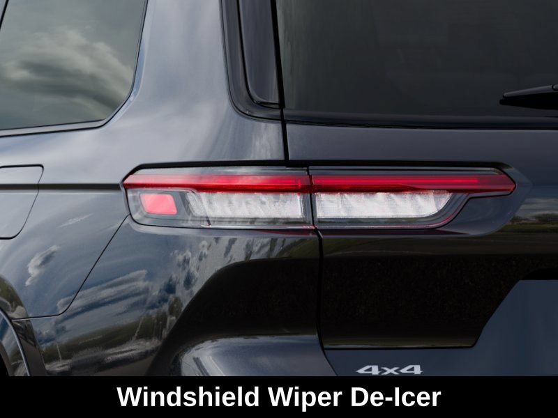 New 2026 Jeep Grand Cherokee L Summit w/ Advanced Protech Group IV AWD/4WD image 10
