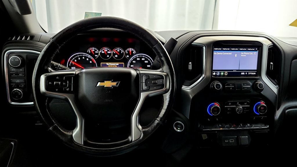 Used 2021 Chevrolet Silverado 1500 LT w/ LPO, Liner Protection Package AWD/4WD image 26