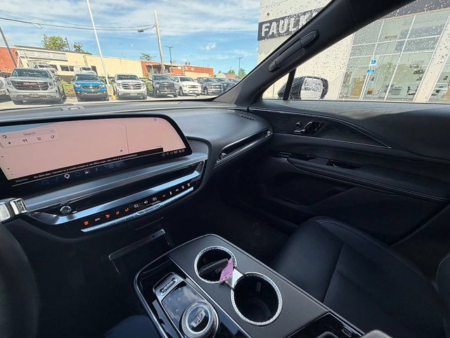 Used 2024 Cadillac Lyriq Luxury w/ LPO, Floor Liner Package AWD/4WD image 45