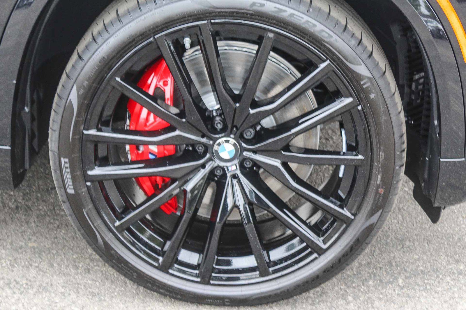 New 2026 BMW X5 M60i w/ Executive Package image 10