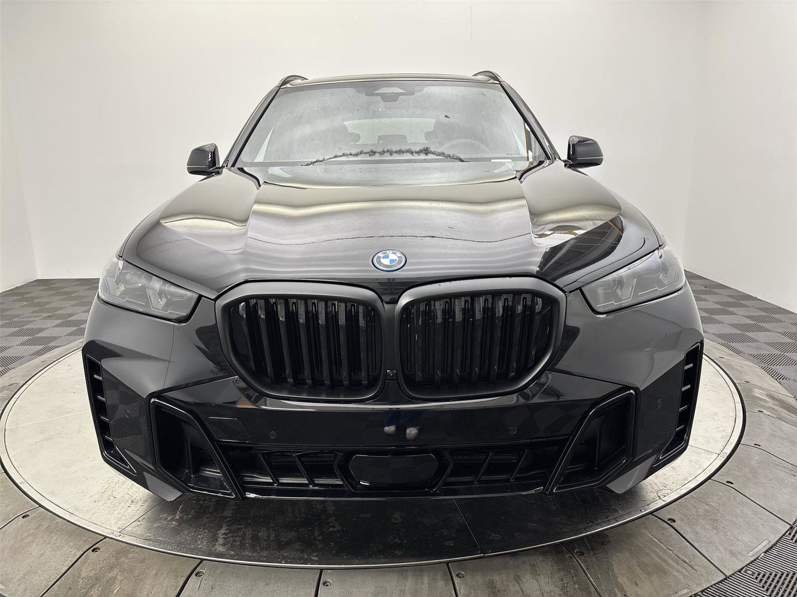 New 2026 BMW X5 xDrive50e w/ M Sport Package image 14