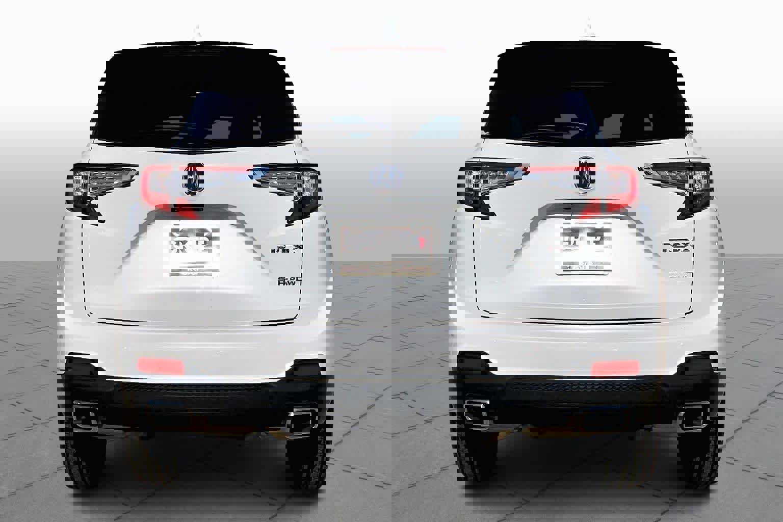 Used 2025 Acura RDX SH-AWD image 5