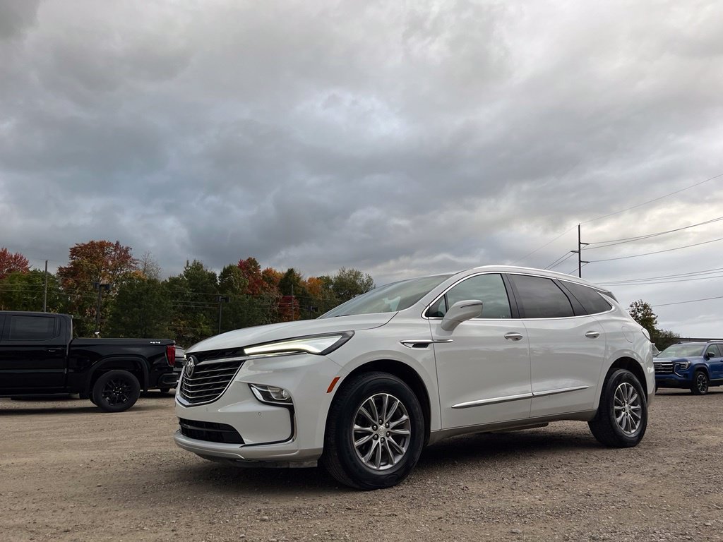 Used 2022 Buick Enclave Essence w/ Trailering Package, 5000 lbs. AWD/4WD image 2