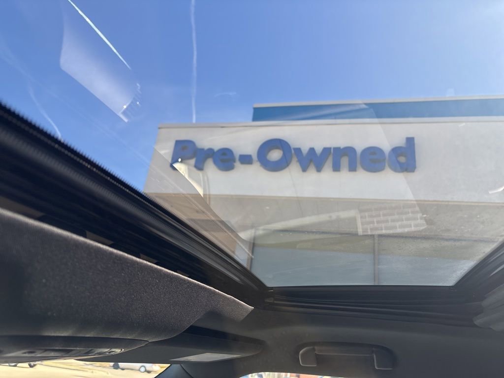 Used 2020 Nissan Armada Platinum w/ Platinum Reserve Package image 25