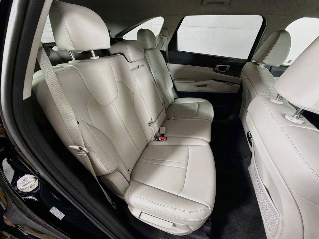 Used 2025 Kia Sorento S AWD/4WD image 27