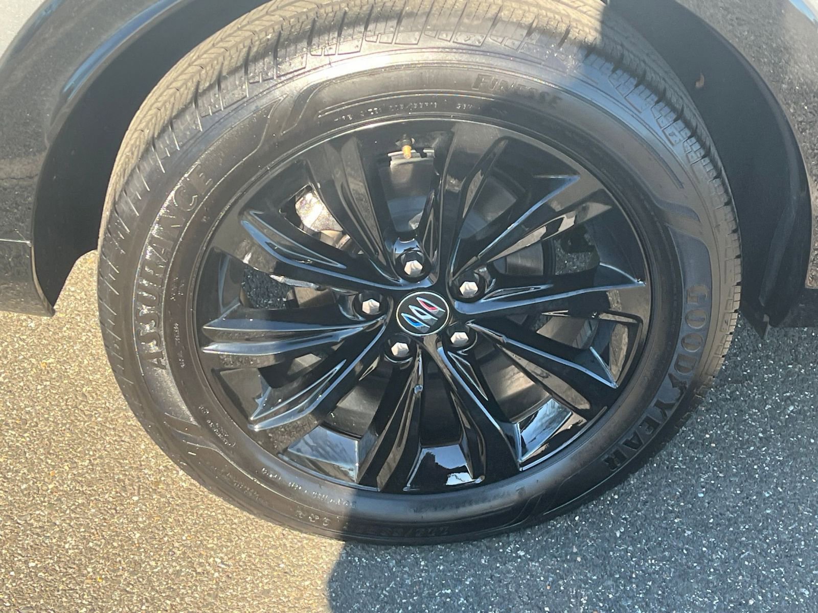 Used 2025 Buick Envista Sport Touring image 30