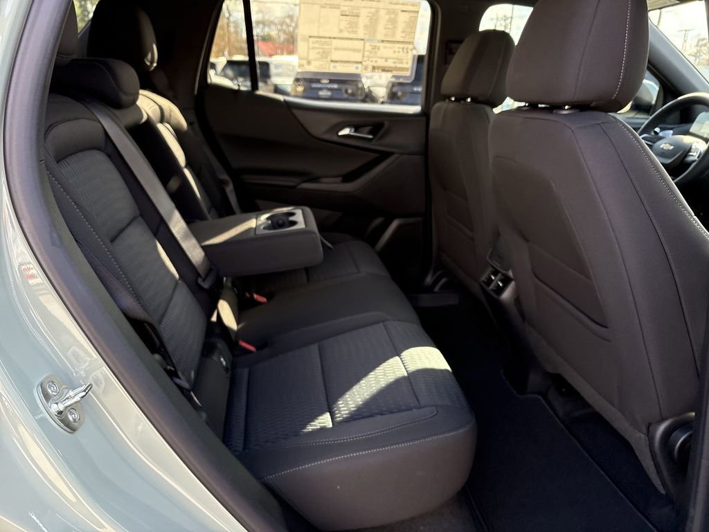 New 2026 Chevrolet Equinox LT w/ Safety and Technology Package image 28